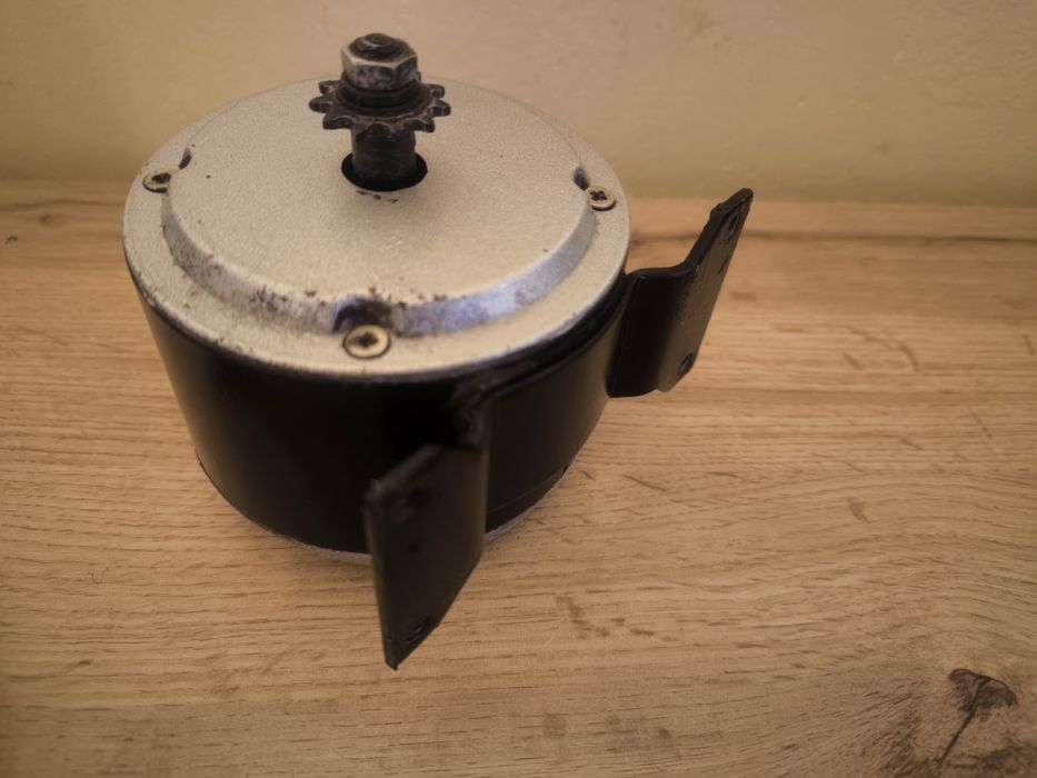 Silnik elektryczny  24V do roweru, skutera 16a 300w 3750rpm