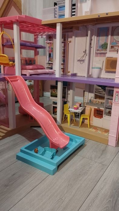 Domek dla lalek Barbie Dream House