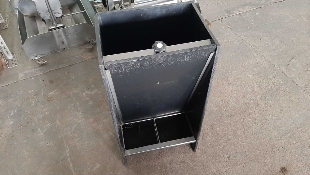 Karmiki paśniki warchlakowe odchowalnia import Holandia doskonały stan