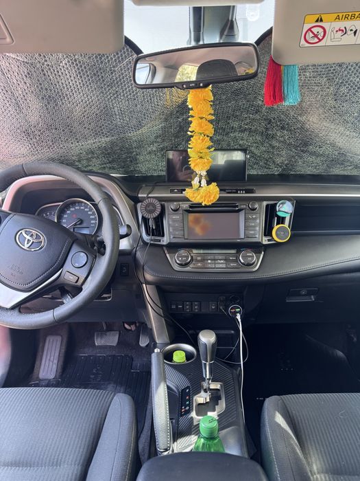 Toyota RAV4 — fotografia 10