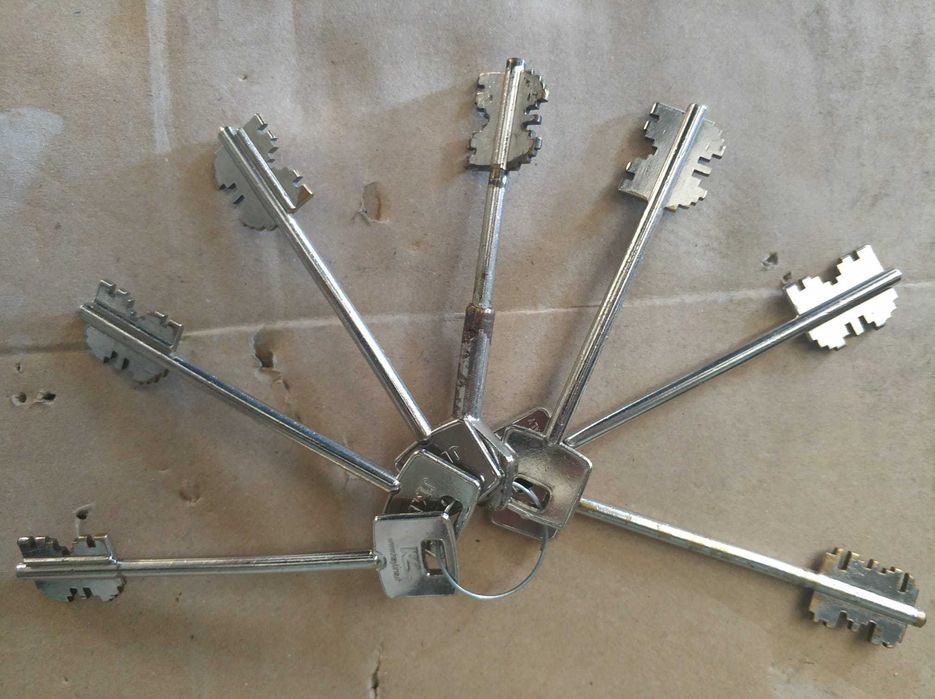 Fechadura Cisa de 4 trancas