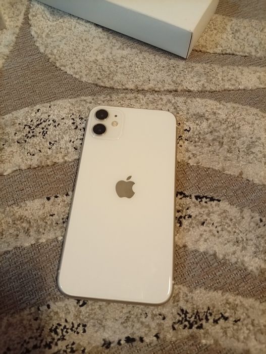iPhone 11 white de 128g