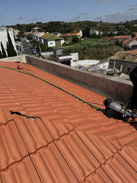 Obras,Pladur.Pinturas,Eletrecidade,telhados