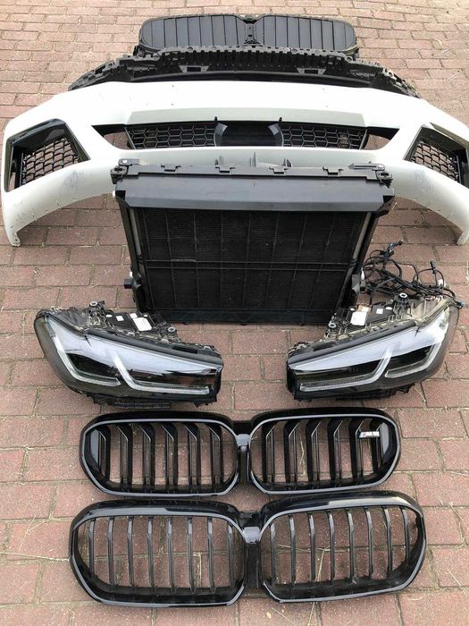 BMW 5 G30 G31 LCI бампер передний разбор запчасть деталь бмв  г30 г31