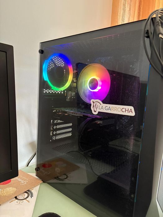 Torre Gaming Como nova!!!