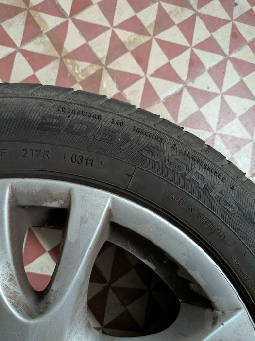 Jantes BMW Aro 16" Originais + Pneus – Prontas a Montar!