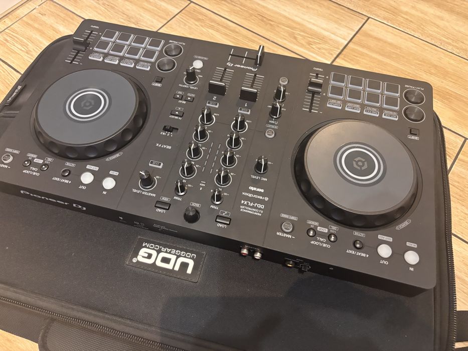 Kontroler Pioneer DDJ FLX4 + UDG Case - igła