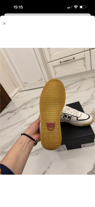 Кросовки Pinko коженье