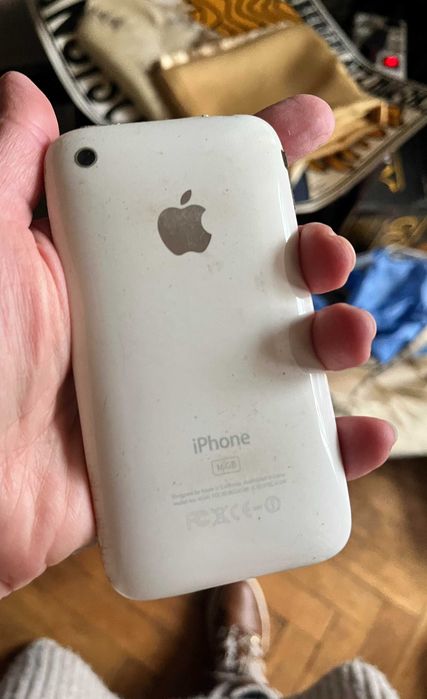 drugi iPhone stan dobry, od pierwszego właściciela