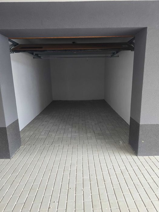 Nowy garaż do wynajecia