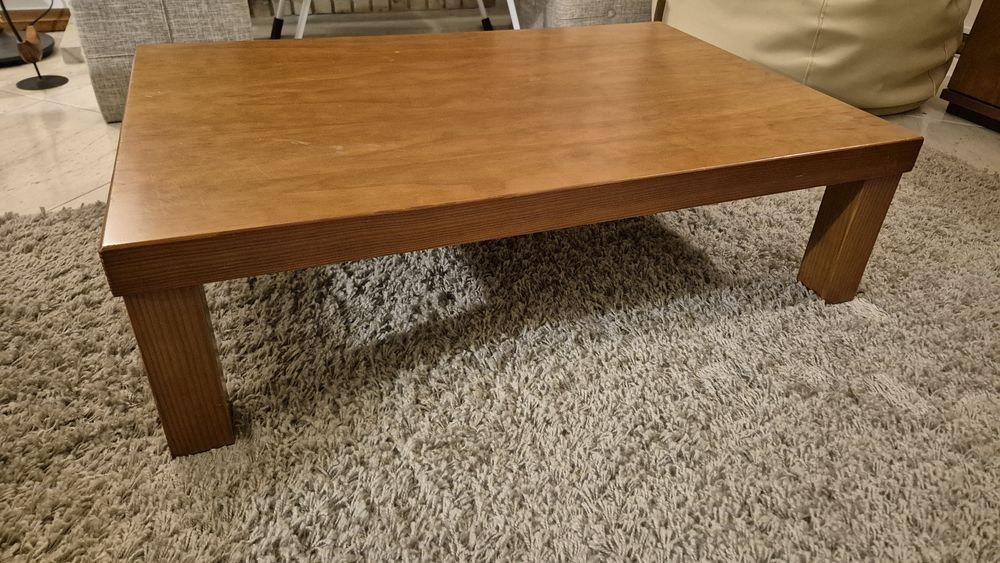 Vendo mesa de centro em Pinho Mel