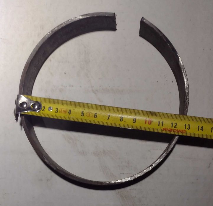 Вальцювання листового металу. Згинання листа металу в трубу.