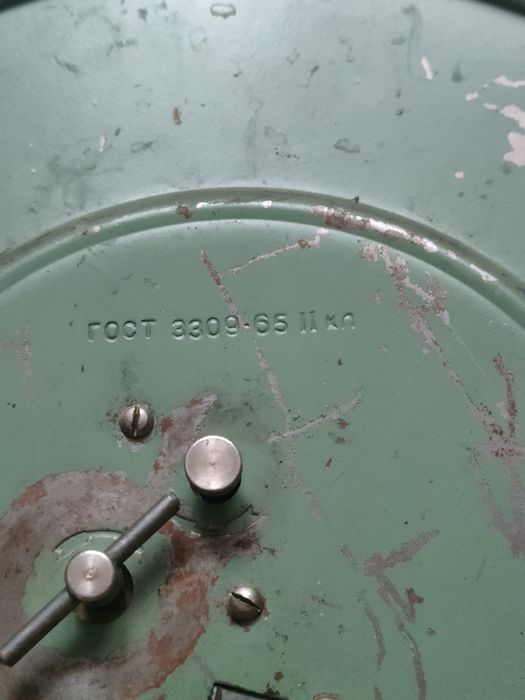 Маяк с барометром