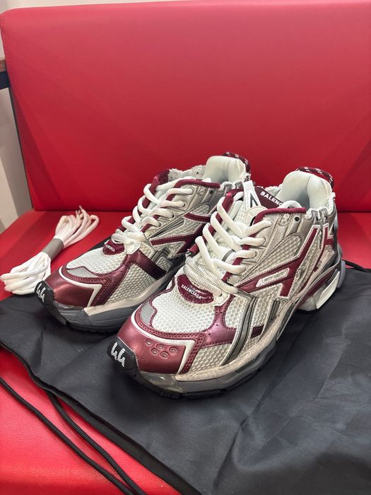 Balenciaga Runner