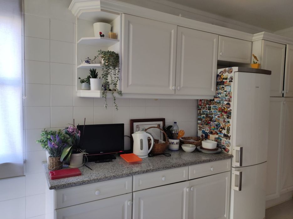 Cozinha em bom estado - Lisboa