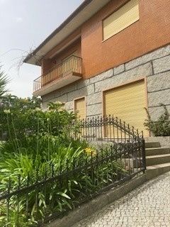 [28/06, 11:47] PORTO... Alpendurada e Matos, Marco de Canave