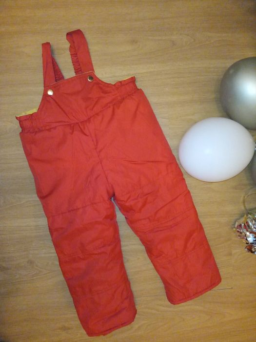 Штаны теплые (комбез)на 3-4года
