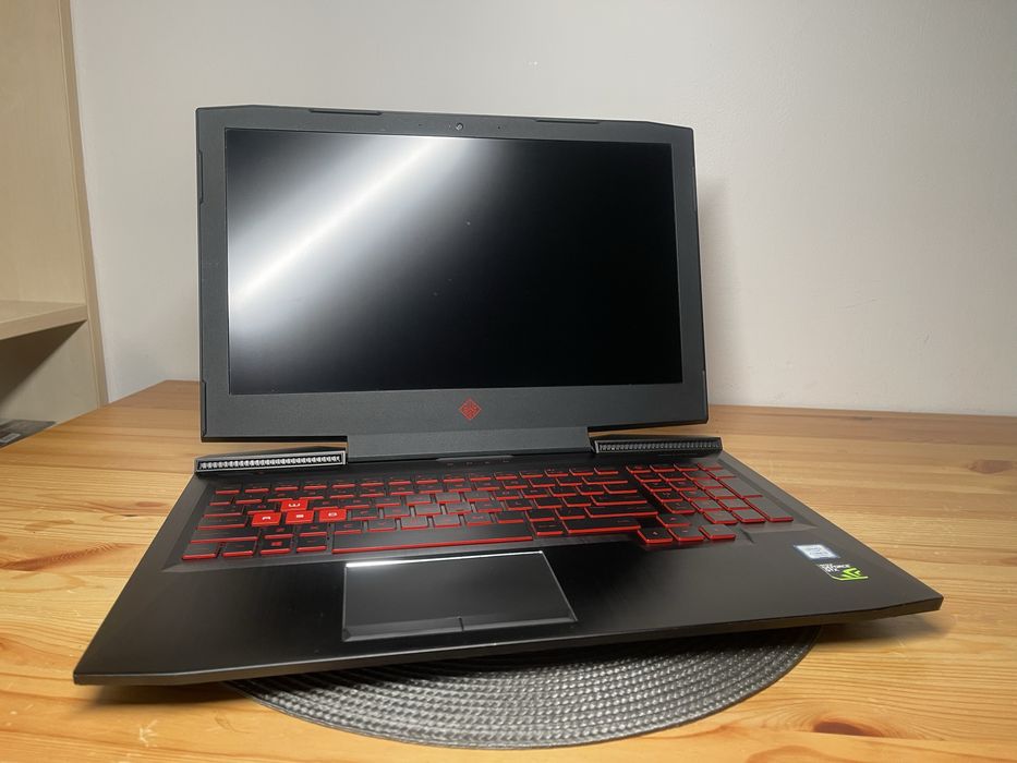 Hp omen 15 16Gb ram i5 gtx1050 4gb ssd256gb hdd 1tb