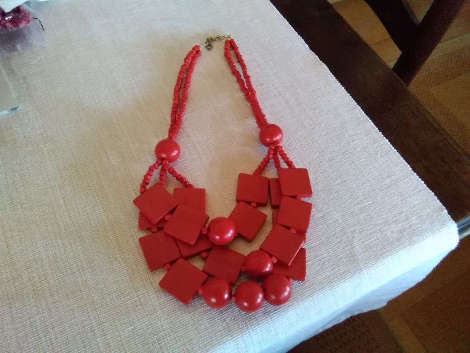 Colar de senhora, novo sem uso