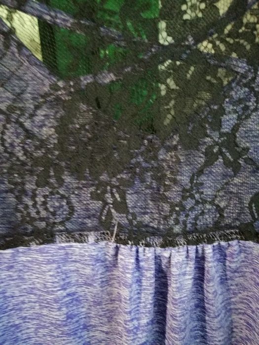 Bluzka duża fioletowa z dodatkiem koronki