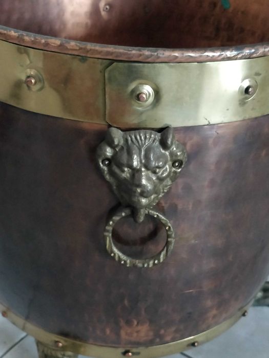 Porta Guarda-Chuvas em Latão