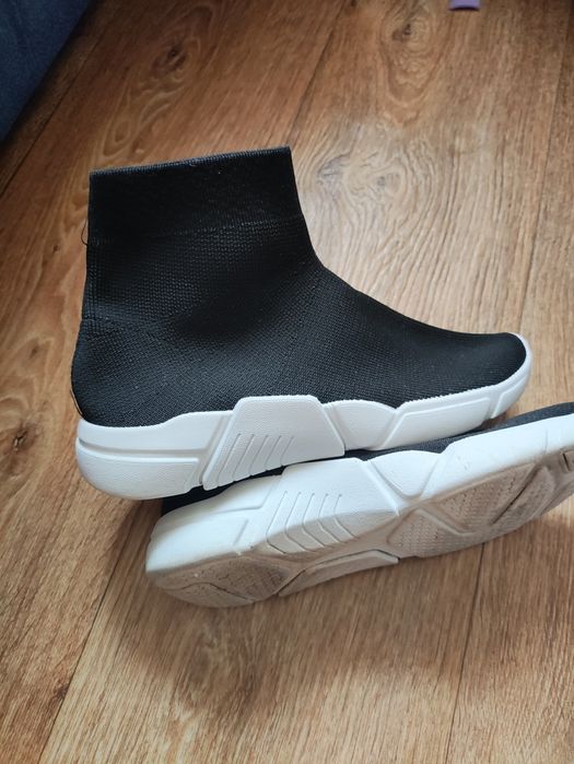 Кросовки, кеды, мокасины