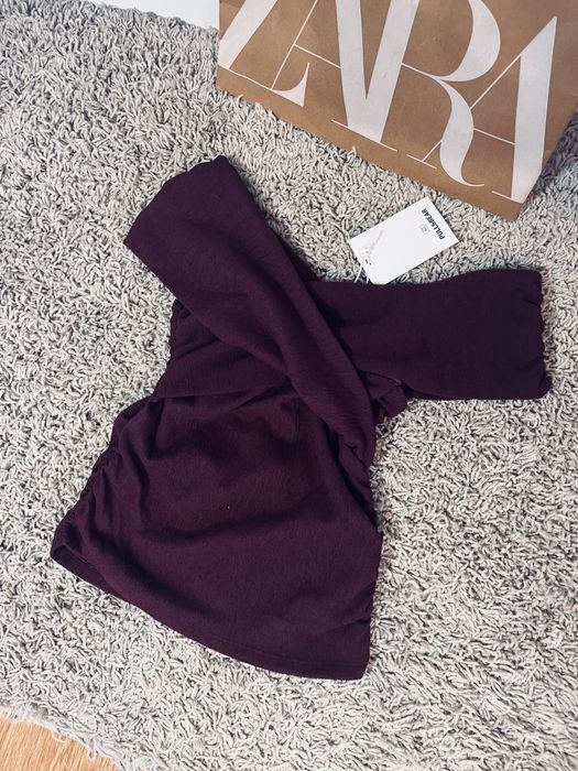 Bordowy top hiszpanka rozm S pull and bear