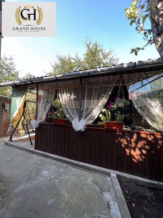 Продам гарний будинок 120 м² на Озерній Балці.