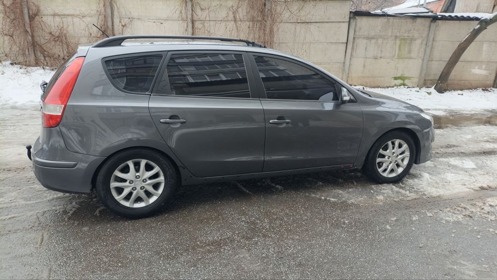 Продам HYUNDAI I30