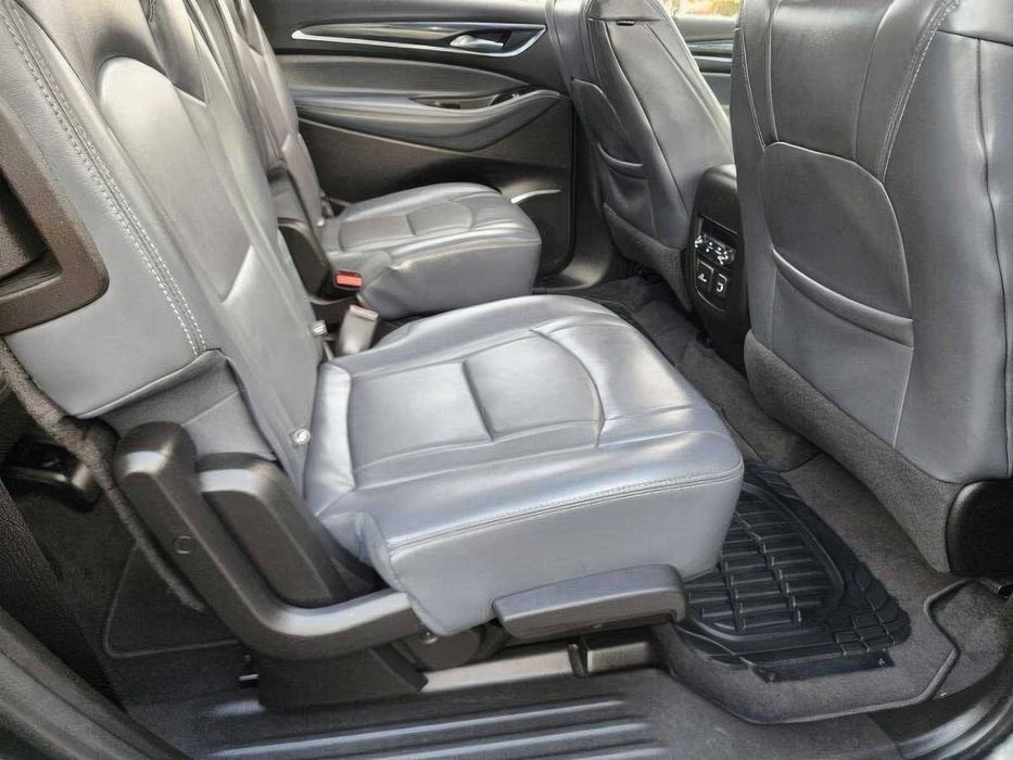 Buick Enclave      2018