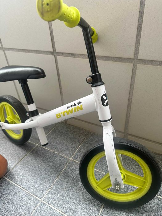 Bicicleta de aprendizagem criança 10 polegadas b'twin runride 100 branco usada