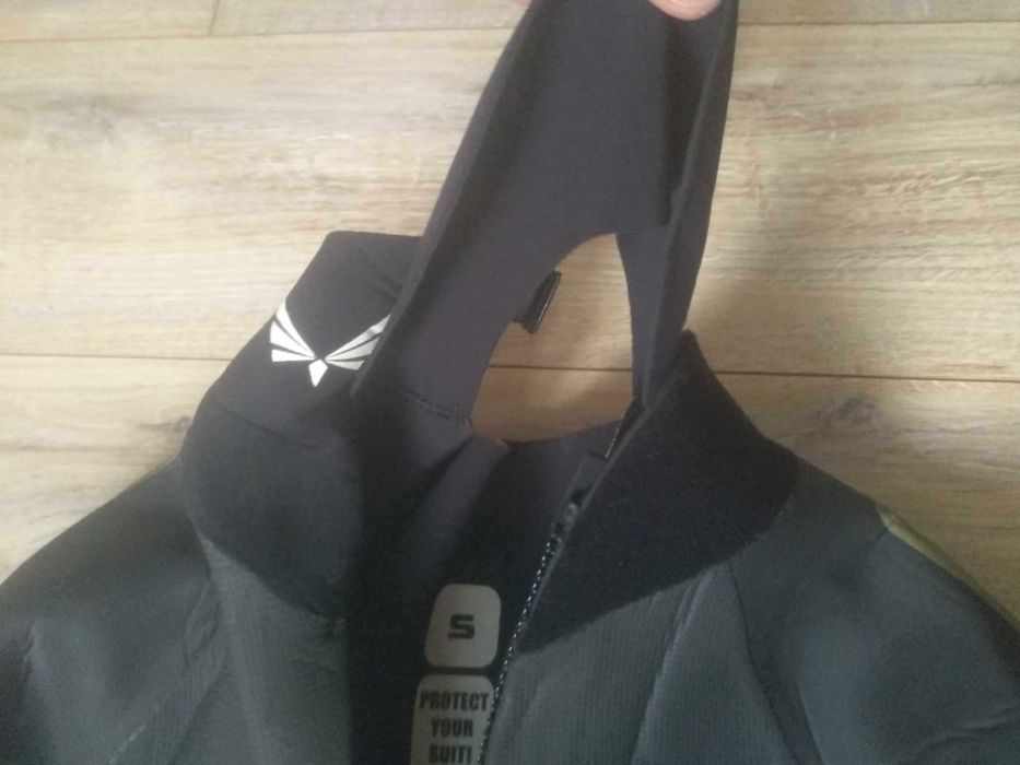 Flying Objects pianka S sporty wodne
