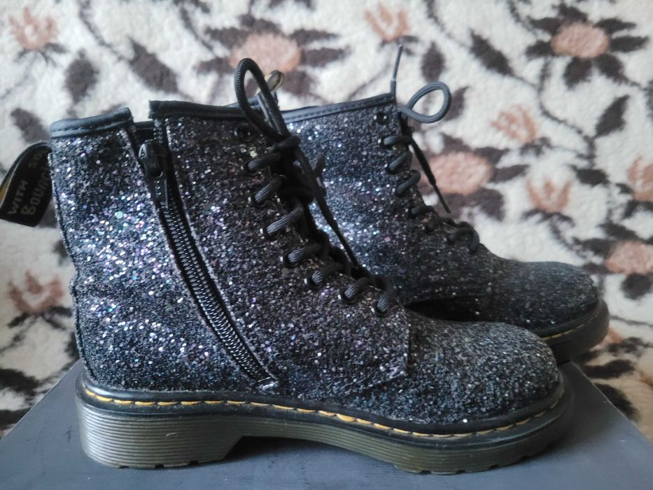 Mega dziecinne botki Dr. Martens 1460 Glitter J r.32 wkł.21 xm