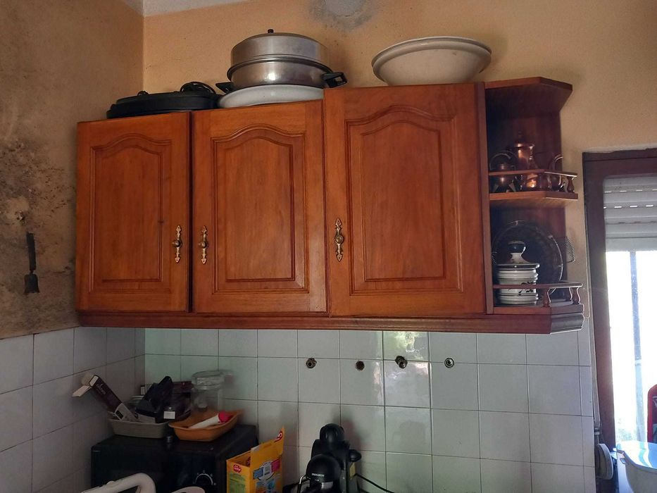 cozinha completa de madeira (pedra de mármore; eletrodoméstico )