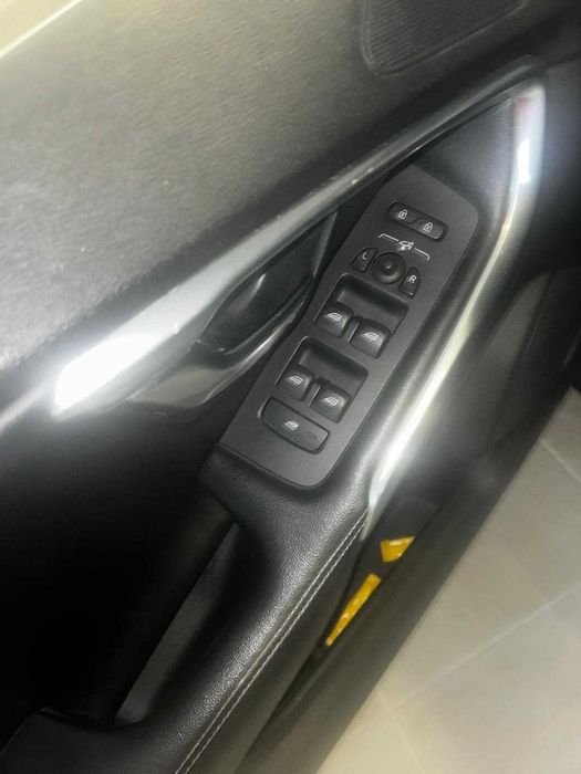 Volvo V40 R desegin