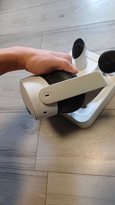 Okulary VR Meta Quest 3 s