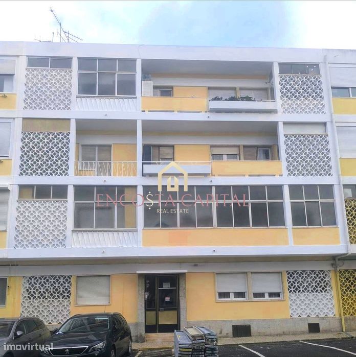 Apartamento T2 Centro de Sacavém.