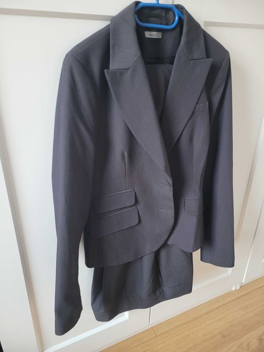 Elegancki garnitur damski szary rozm 40/42