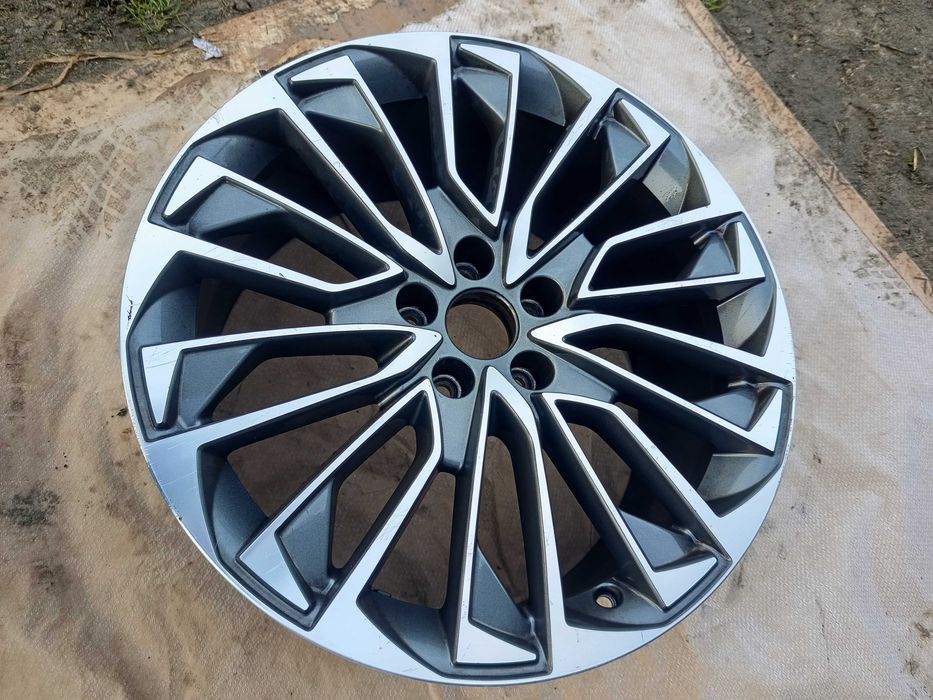Alu Felga Aluminiowa 19'' AUDI A6 C8 4K0 , 4K0.601.025BD E8,5Jx19 et40