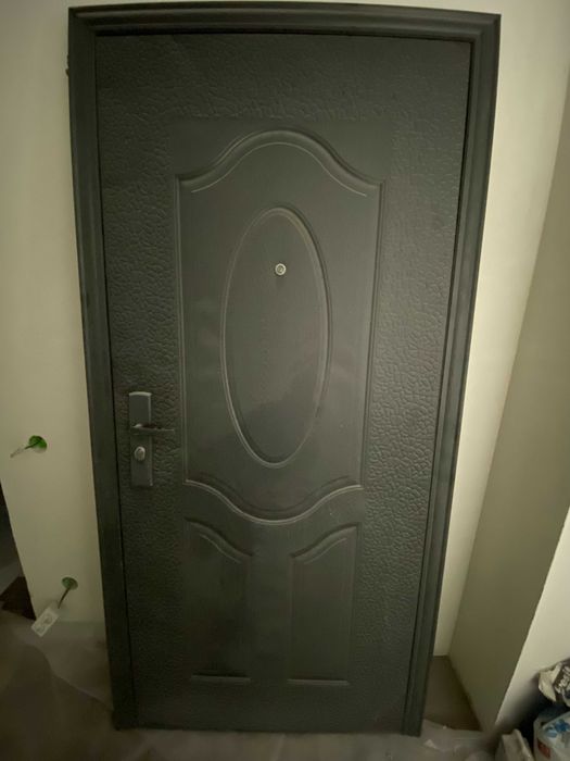 Вхідні двері БУ для підсобних приміщень