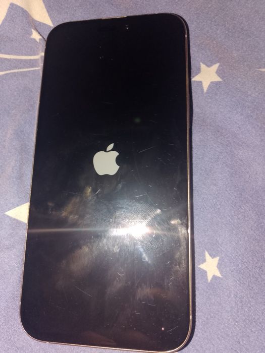 Продам телефон Айфон 16про макс