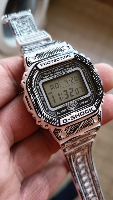 G-SHOCK DW-5600JV-7ER
Joshua Vides Branco Ed. Limitada

Relógio Joshua Vides Branco Ed. Limitada
REF: DW-5600JV-7ER