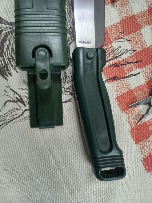 Lote de 5 navalhas  para  coleção  em óptimo  estado.