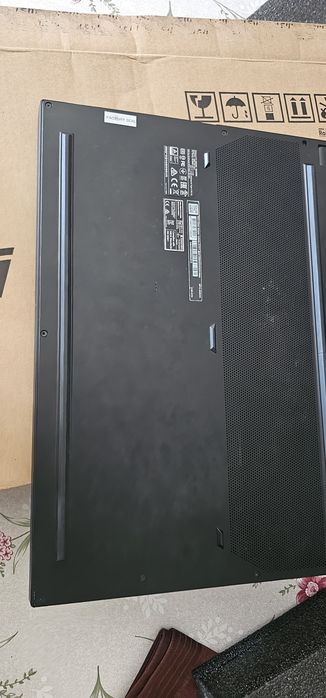 Portátil MSI GS66 Stealth 10UH