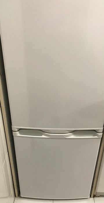 Frigorífico com 3 gavetas de arca