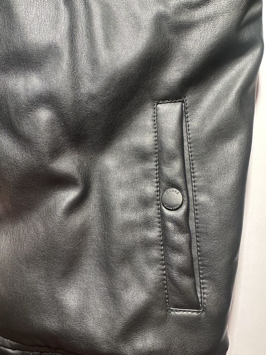 Курточка бомбер guess на хлопчика