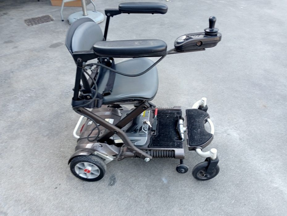 Cadeira /Scooter Elétrica Egiro