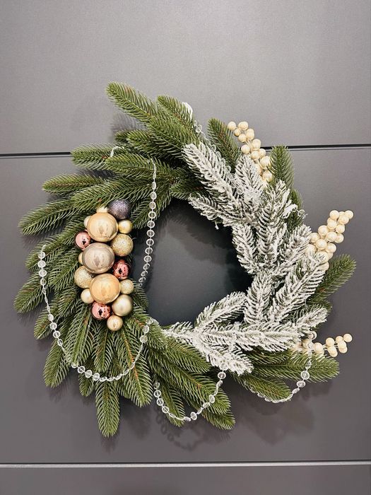 Новорічний, різдвяний вінок, новорічні прикраси, ялинка