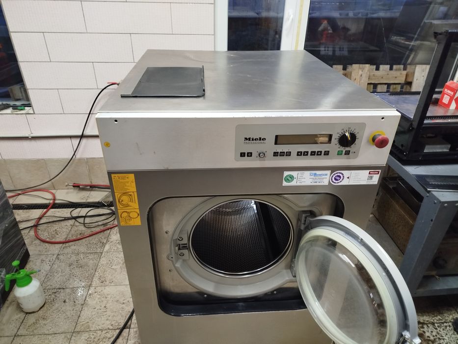 Професійна пральна машина Miele 14-16кг.