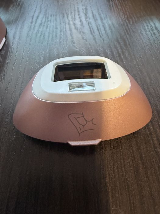 Depilator laserowy Philips Lumea 9900 IPL BRI977/00